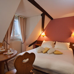 small room in hotel de la Tour
