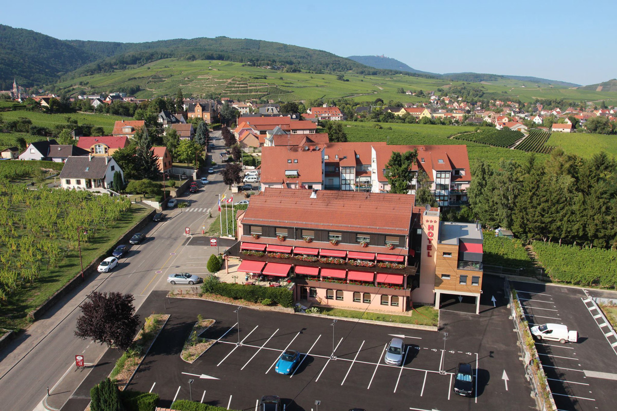 hotel le Ménestrel familia Alt